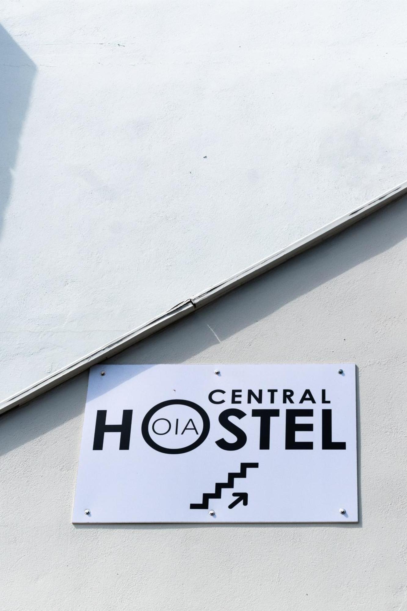 Central Hostel Oia Exterior photo